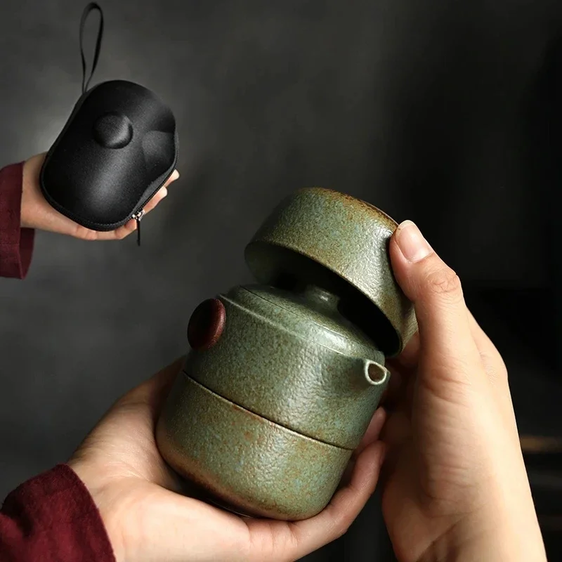 

New Chinese Portable Tea Set Ceramic 1 Pot 2 Cups Travel Tea Set Mugs Storage Bag Teaware Set Heat Insulation Container