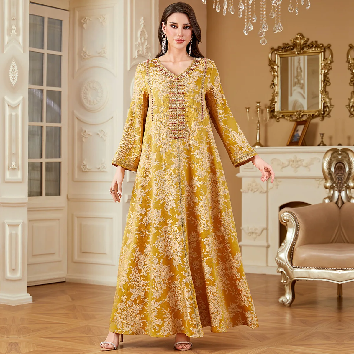 New Luxury Jacquard Woman Evening Dress Dubai Beaded Abaya Embroidered Kaftan