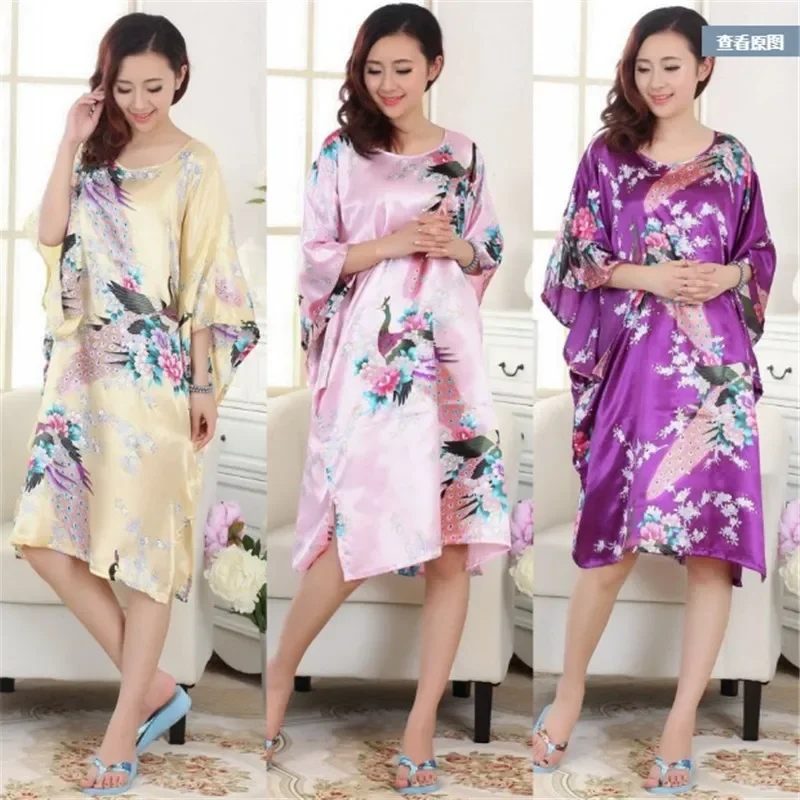 2025 New Short Style Loose Japanese Satin Peacock Woman Yukata Dress Bathrobe Gown Bride Bridesmaid Wedding Robes Sexy Sleepwear - view 2