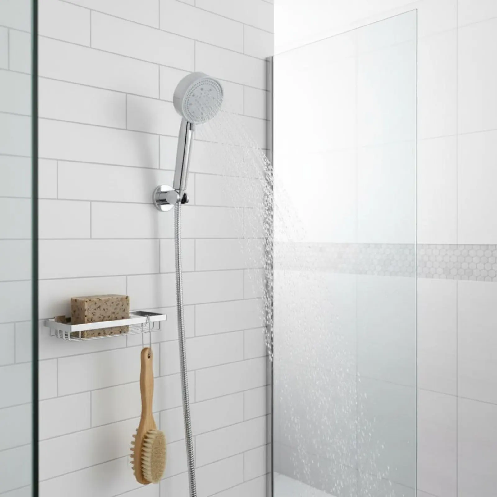 

High Pressure Shower Head Leakproof Design 6 Mode Handheld Shower Head Bathroom Fixture Massage Function Easy Installation
