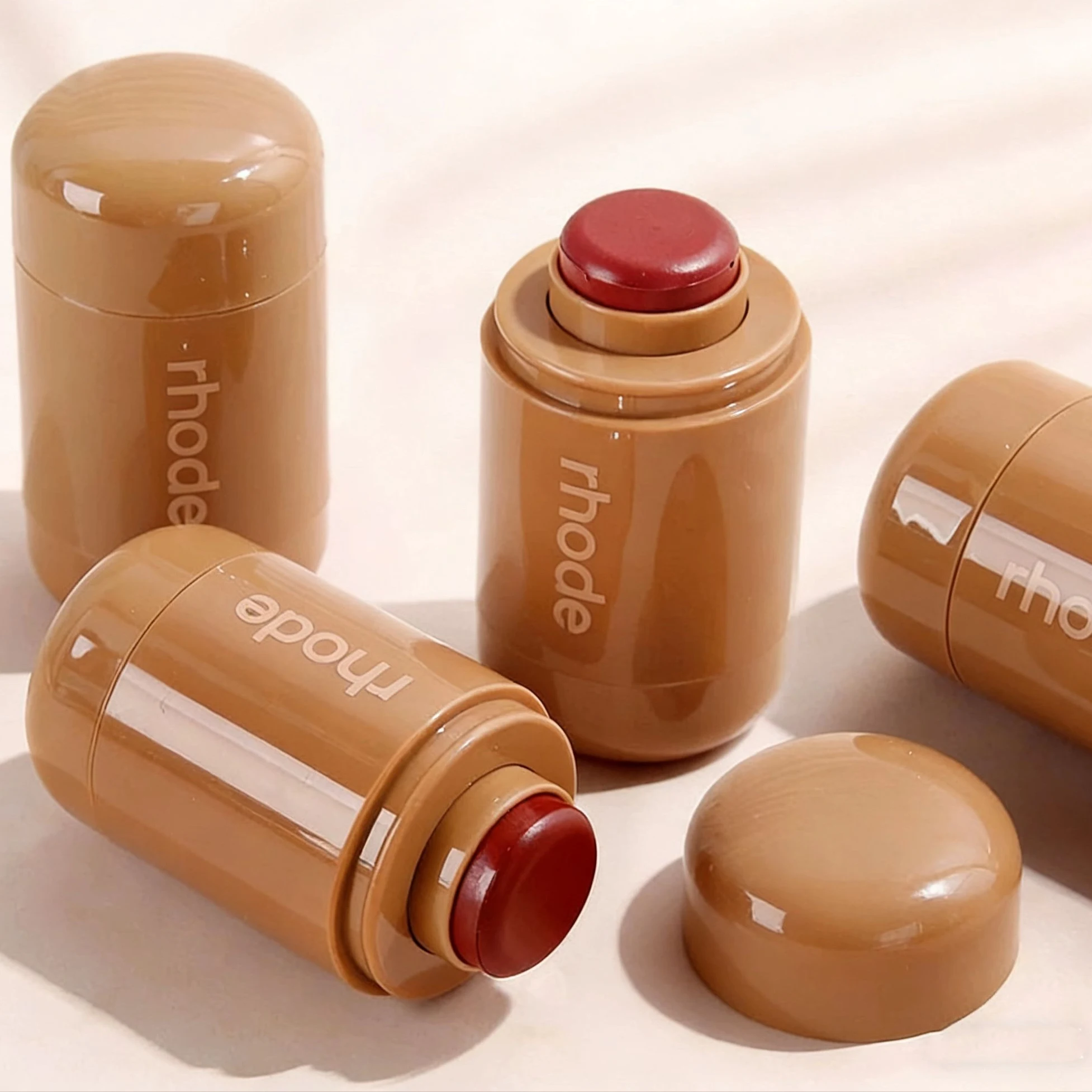 שפתון ג'לי במבוקס, גלוס שפתיים בטעם חריף, סטיק סומק נייד, סומק עמיד במים שאינו דוהה, שפתון לחות.