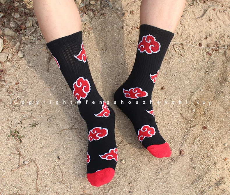 

Halloween Anime Red Cloud Akatsuki High Quality Socks Ninja Unisex Adult Cotton Socks Cosplay Men And Women Outdoor Sockings