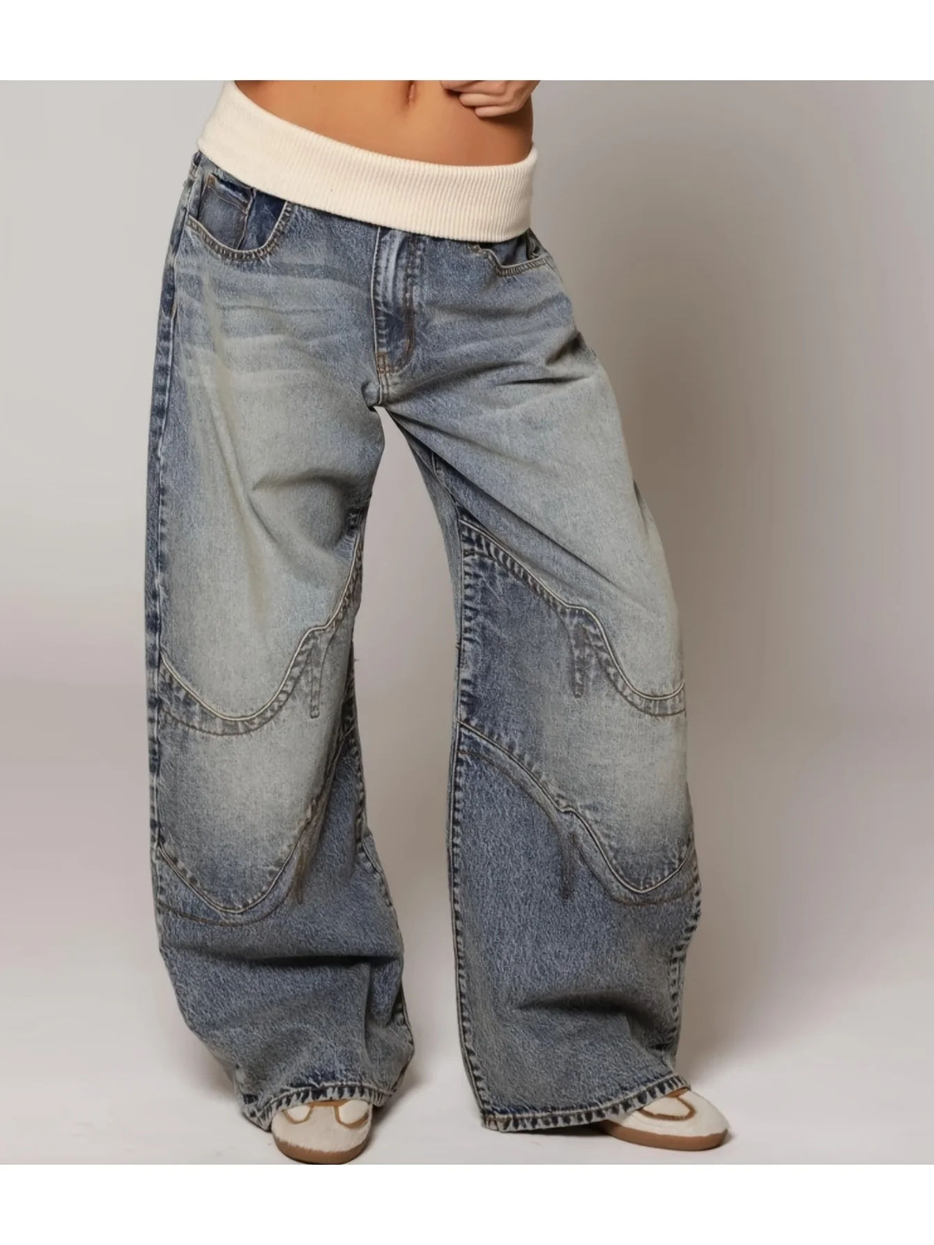 Jeans mit umklappbarer Taille - Vintage Streetwear Denim-Hose in gewaschenem Blau mit weitem Bein für einen Retro-Chic-Look