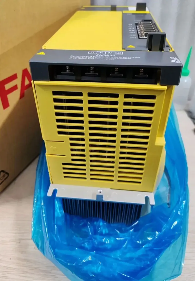 

Совершенно новый A06B-6141-H030 # H580 A06B-6141-H037 # H580 A06B-6141-H045 # H580 Гарантия один год