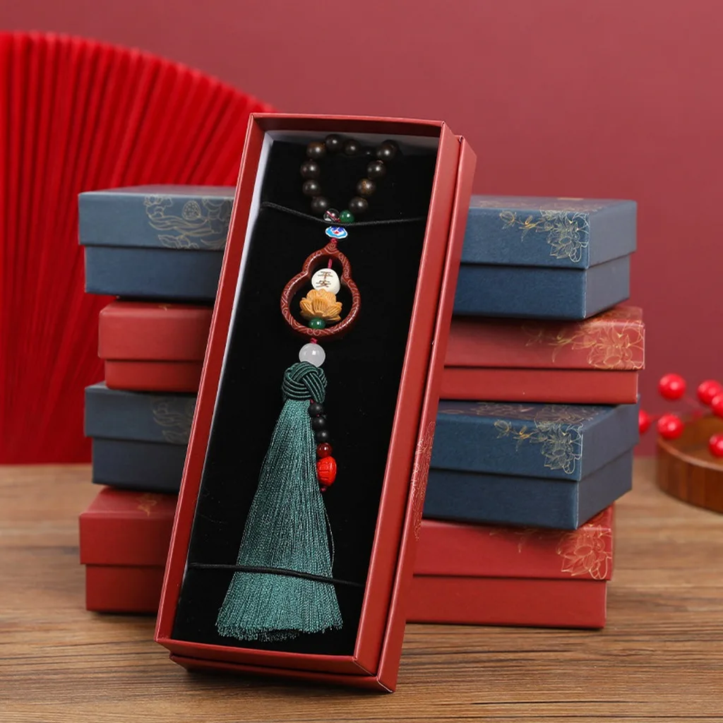 

Подарочная коробка в ретро-китайском стиле для автомобильных украшений, из утолщенной крафт-бумаги, с соответствующим подарочным пакетом для ювелирных изделий