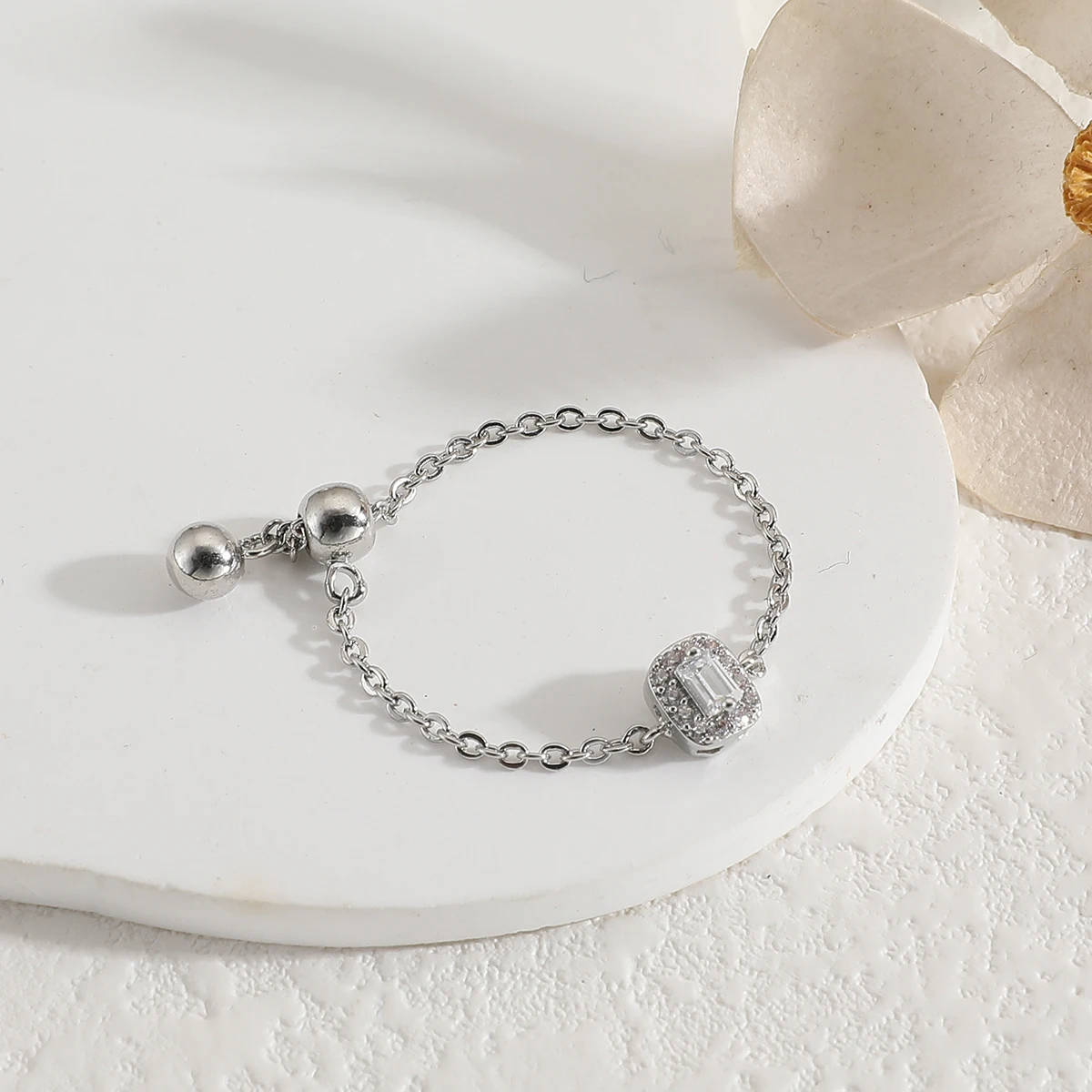 Newest Fashion Jewelry Rings Hot Selling Metal Zircon Adjustable Chain Design Women Finger Ring for Girl Lady Party Wedding Gift