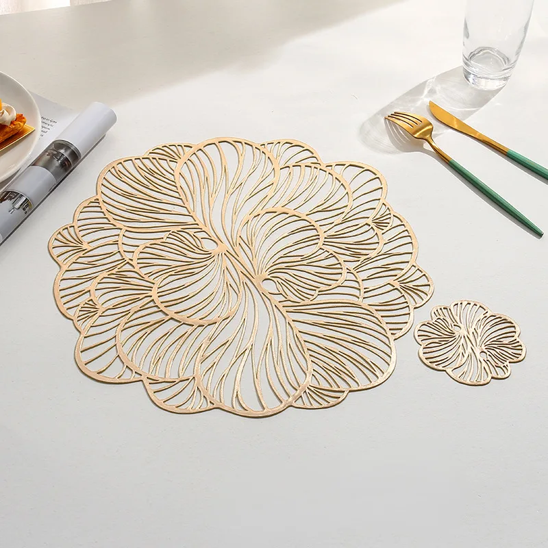 

8pcs/set Floral Design PVC Placemats Non-slip Heat-Resistant Cup Coasters for Creative Home Decor and Hotel Table Decorate