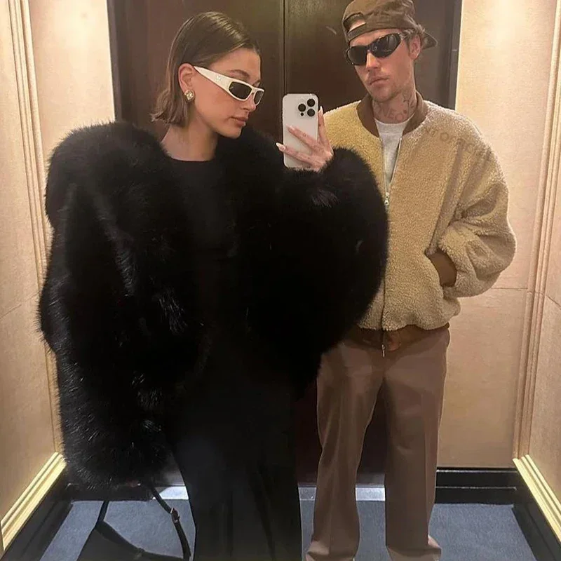 Neo Mint Brand Runway Fashion Iconic Hooded Batwing Faux Fur Coat Women Chic Winter Hailey Bieber Shaggy Overcoat Fox Fur Jacket