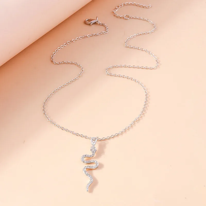 Aihua Elegent Punk Kristall Schlange Halskette Strass Tier Halskette Trendy Weiblich Männlich Geburtstag Party Designer Schmuck Geschenke – Detail 13