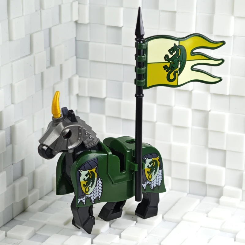 MOC Medieval Red Lion Black Eagle Castle Soldier Green dragon Building Block attachment Military Figure Vest Armor Flag Toy Gift