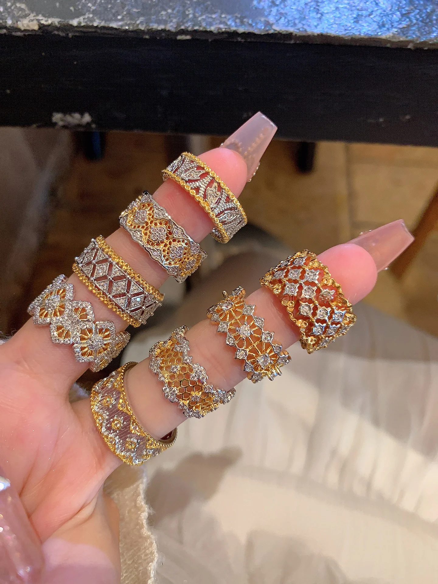 

Golden Lace Ring Wide Luxury Vintage Sle Finger Ring Ele Quali Band Ring Faionable Jewelry Accory