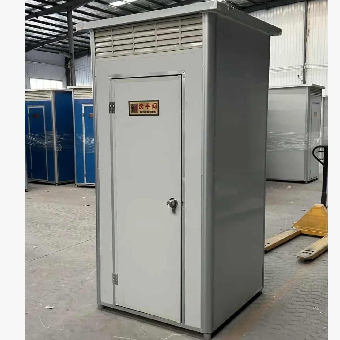 2026 Prefab Worksite Movable Modern Exterior Bathroom Portable Container Toilet Room Luxury Durable for Salepromote sales