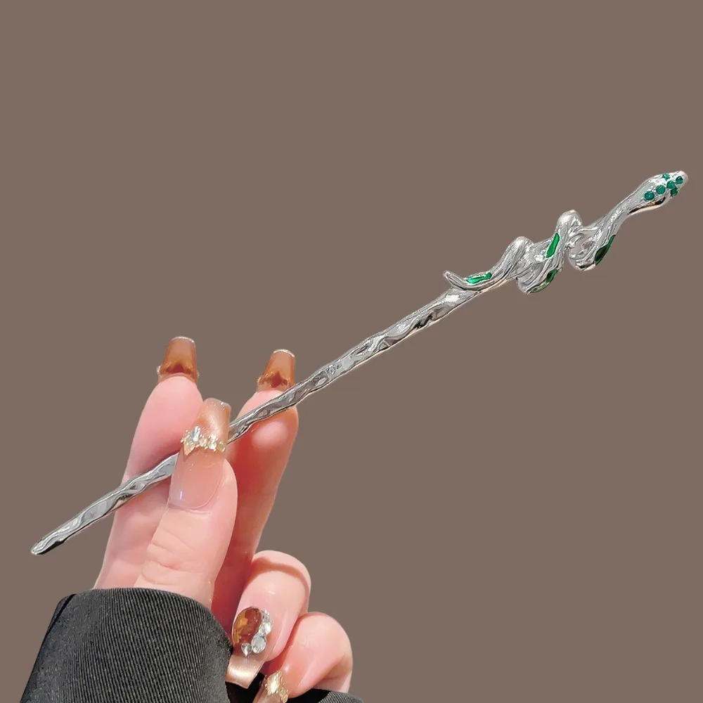 New Chinese Style Silver Metal Hair Stick Twisted Wave Plum Blossom Snake Shape U Hairpin Hanfu Qipao Coiled Hair Accessory view 4