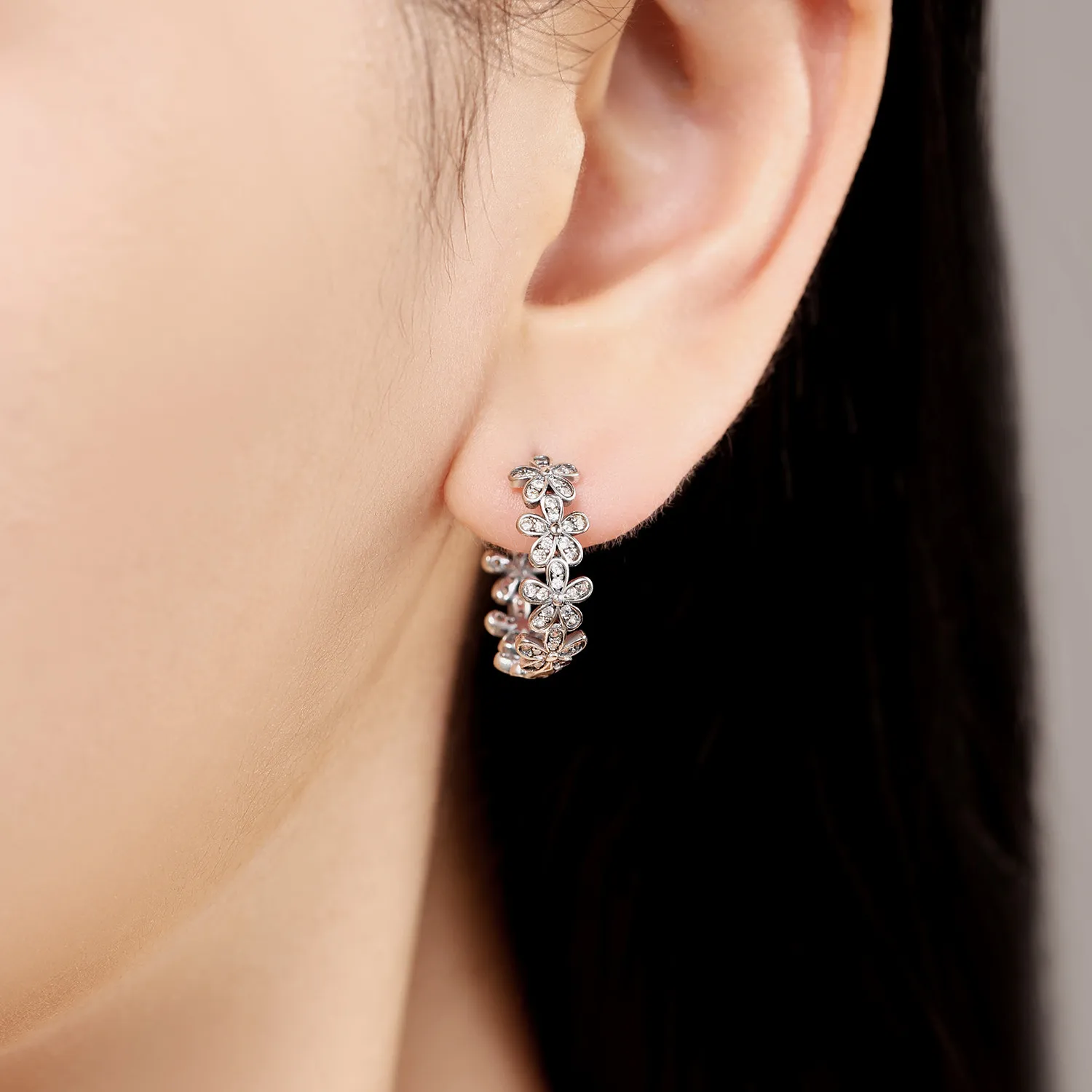 925 Sterling Silver Beautiful Purple Flowers Earrings Jewelry Versatile Hoop Earrings For Women Jewelry Birthday Party Gifts