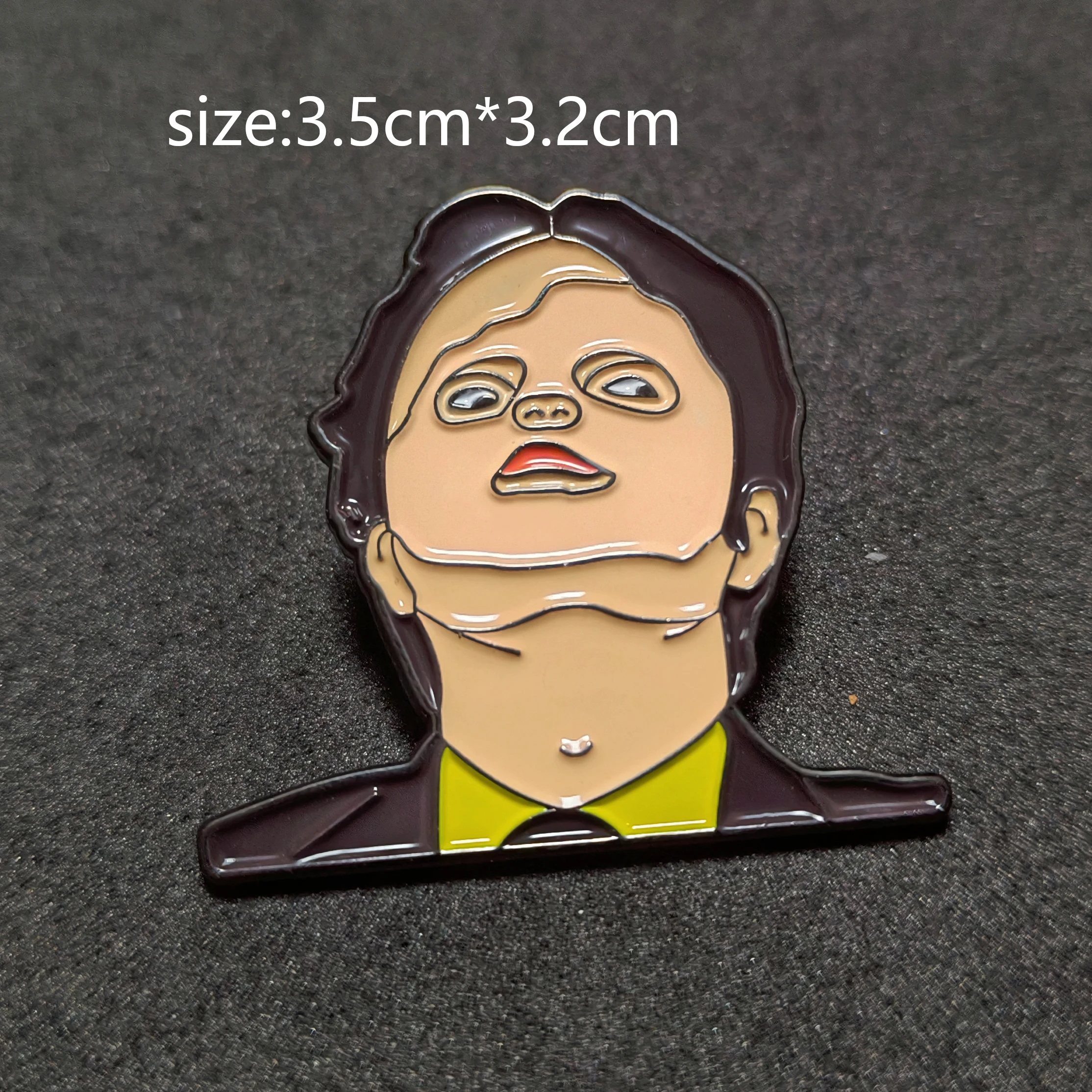 Funny cartoon head enamel brooch Office Dwight Schrute Mask Enamel pin Brooch Backpack Clothing ornament Father's Day gift