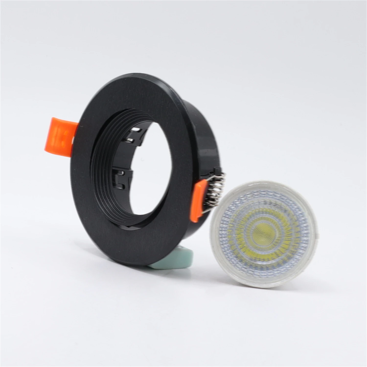 Accessori per l'illuminazione faretto da incasso a LED GU10 MR16 faretto rotondo nero apparecchio da soffitto Trim Ring raccordi lampadina del telaio