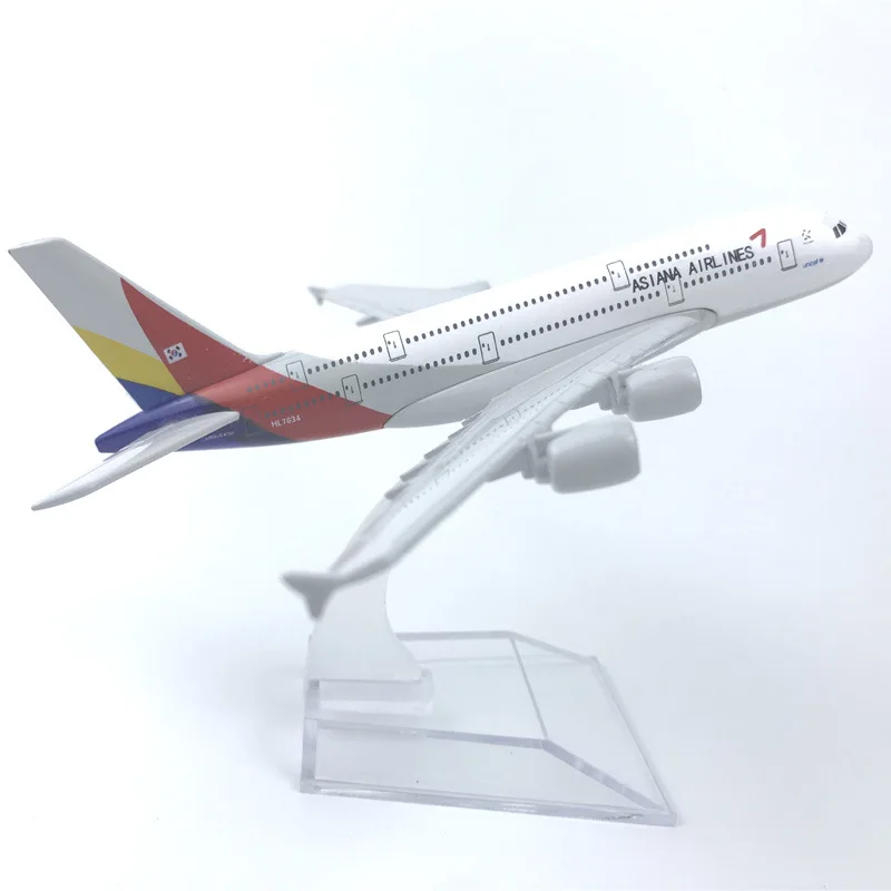 16CM Diecast Airplane Emirates A380 Series Replica Aircraft Plane Model Metal Alloy Miniature Aircraft Collected Gift toys boy