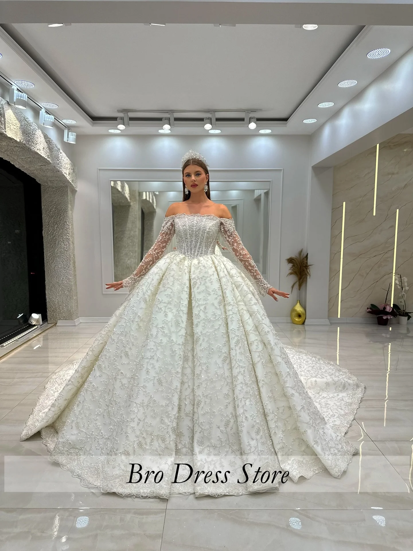 Customized Luxury Off Shoulder Wedding Dress Long Sleeve Lace Bridal Gown Beaded Sparkle Wedding Dress With Vestido De Novia