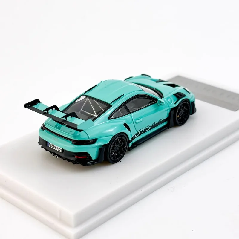 LMLF Skala 1/64 Porsche 911 992 GT3 RS Zabawka ze stopu Pojazd silnikowy Odlewany metal Model Prezenty