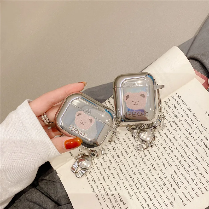 جراب دب لطيف متوافق مع AirPod 1 ، 2 ، 3 Pro ، غطاء مع سلسلة مفاتيح Kawaii Bear ، TPU ناعم ، واقي للجسم بالكامل للشابات