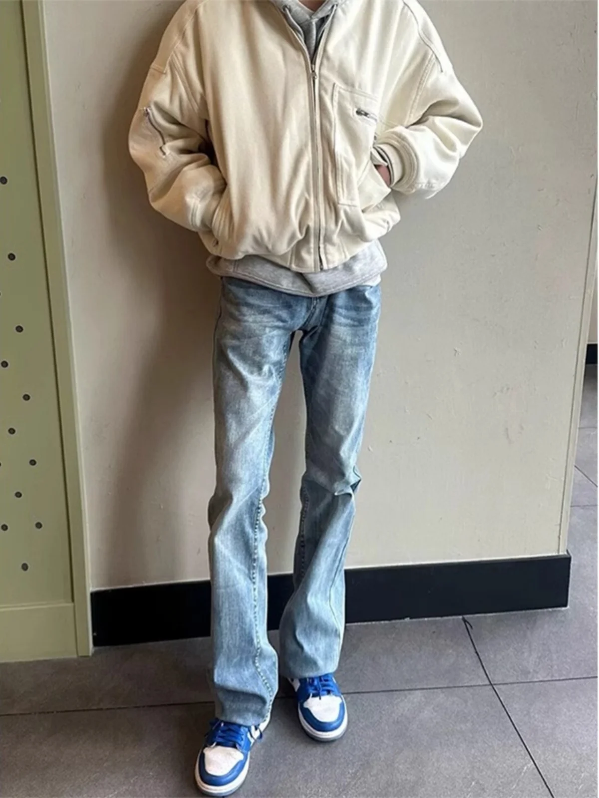 

Светло-голубые мужские джинсы прямого кроя с эффектом потертости, зауженные, расклешенные, длинные брюки в американском стиле High Street Vibe