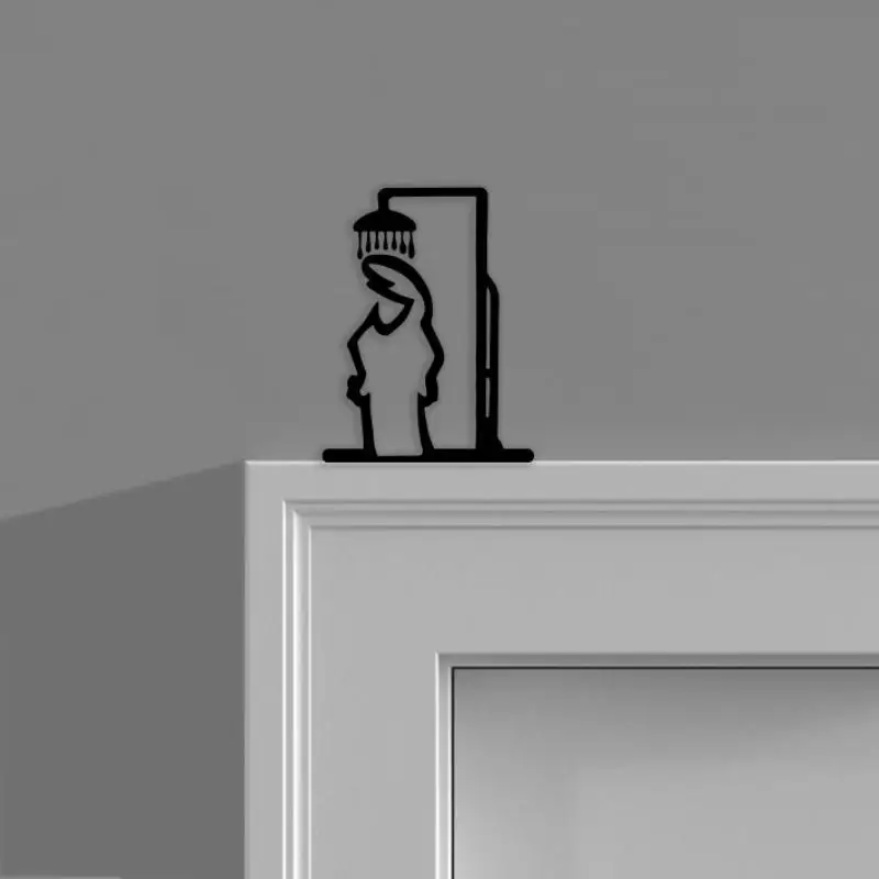 Minimalist Bathroom Wall Decor