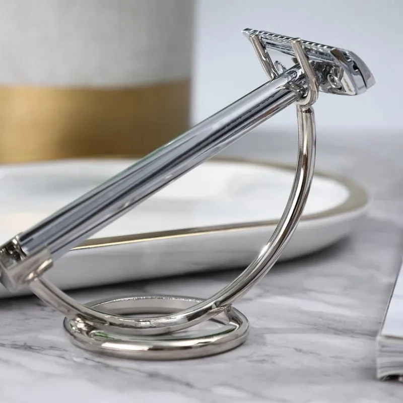 Yaqi Lightweight Chrome Color Straight Razor Holder For Male Elegant High Quality Durability Razor Stand Is Ideal For Travel