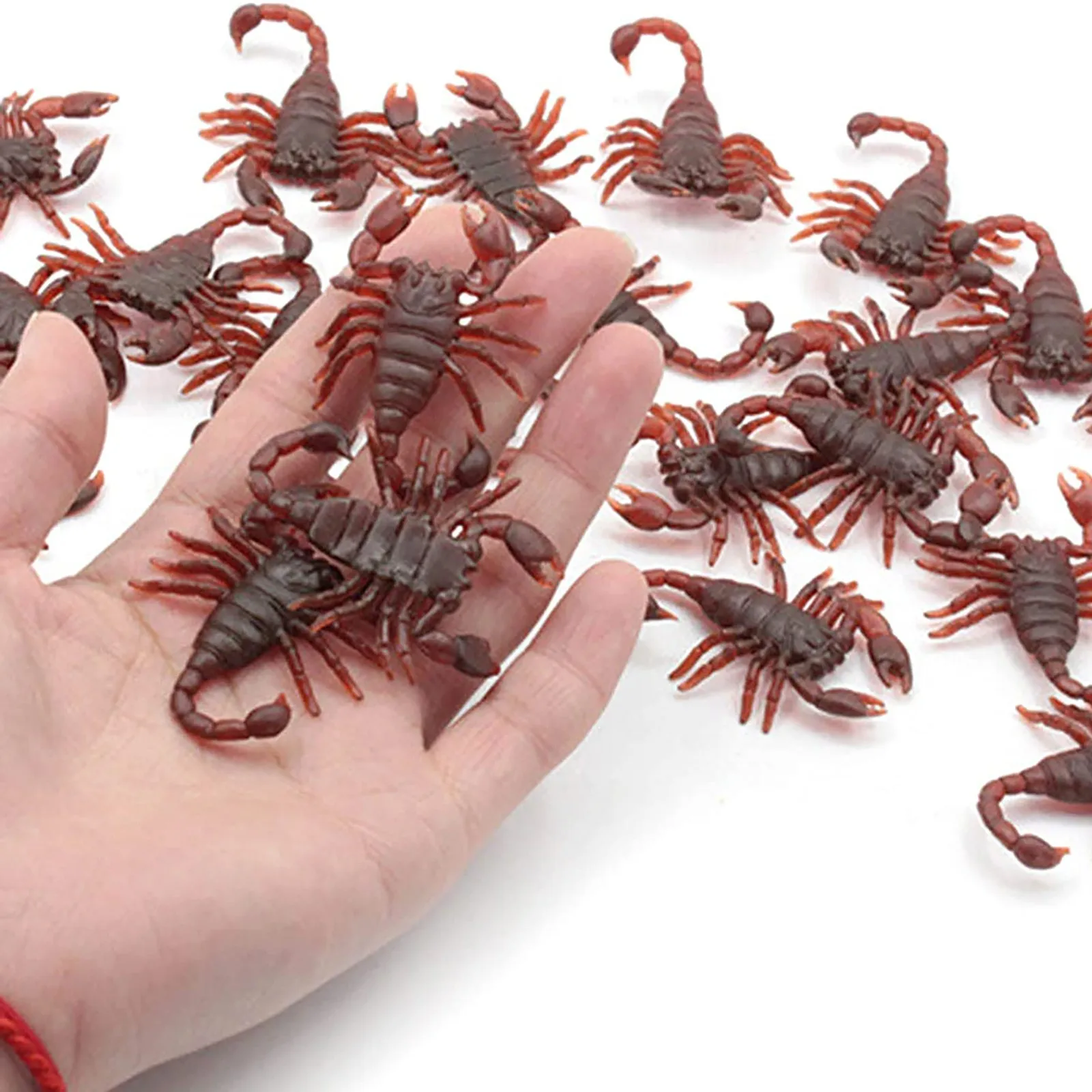 10PCS Prank Trick Joke Toys Lifelike Model Simulation Fake Rubber Cockroach Roaches Toy Faux Lifelike Creepy Toys Novelty Toy