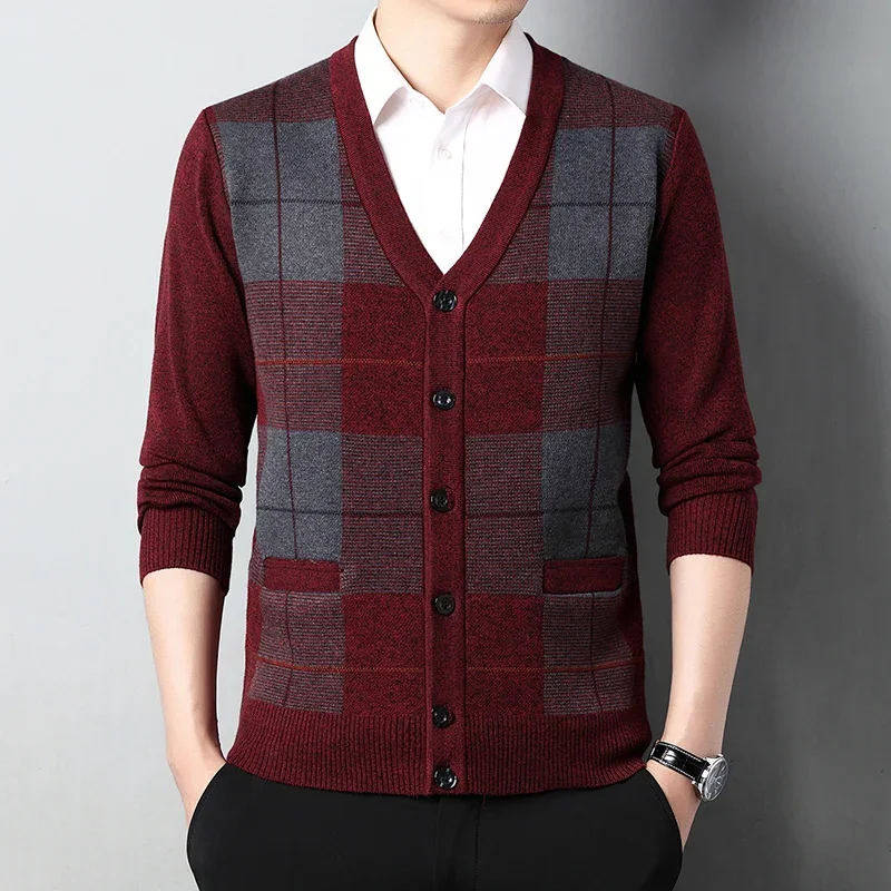 Fashion Men\'s Striped V-neck Single-breasted Cardigan Jacket Sweater for Autumn and Winter