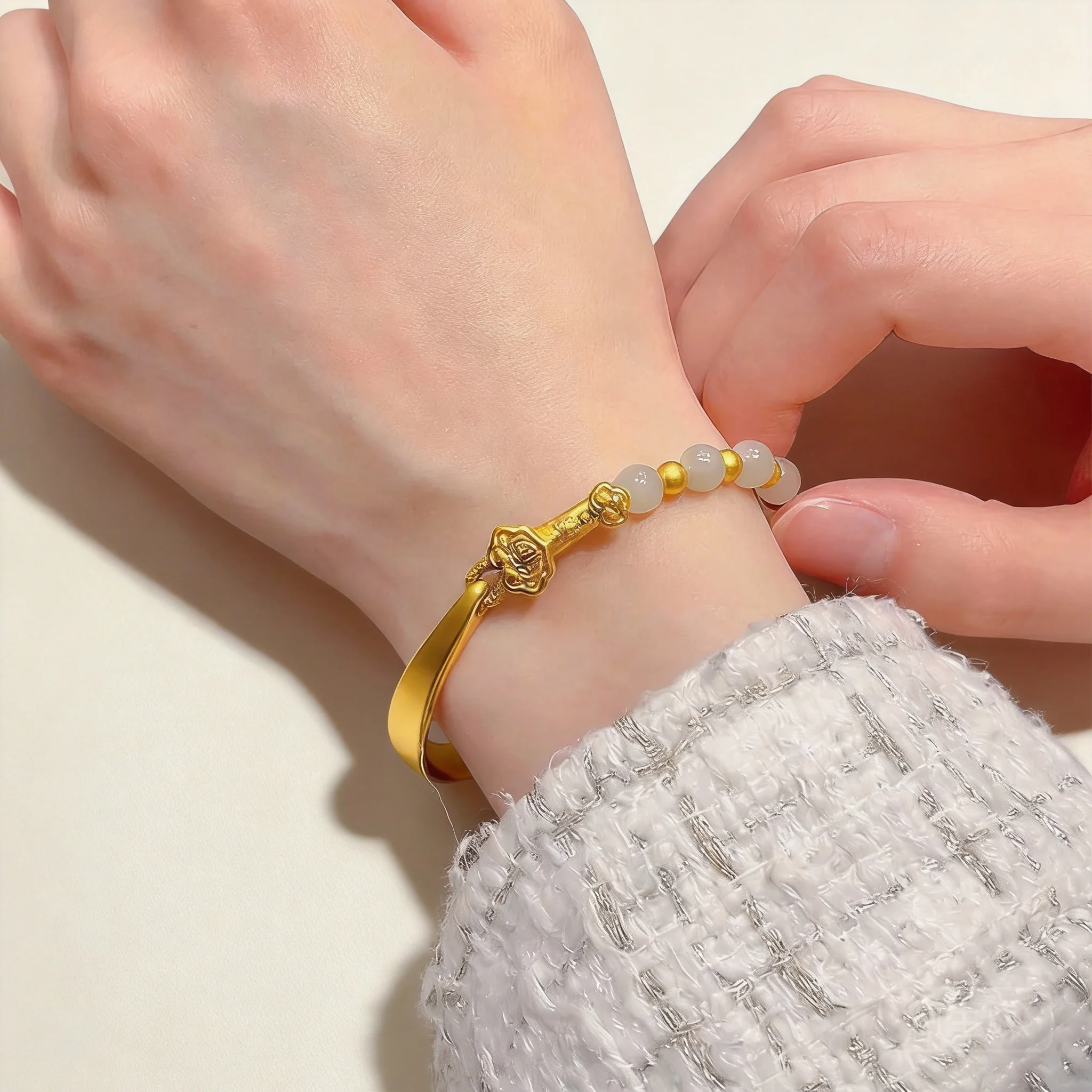 

Chinese Style Auspicious Ruyi Hetian Jade Lucky Beads Bracelet For Women Gold Plated Half Bangle Half Chain Blessing Fortune Goo