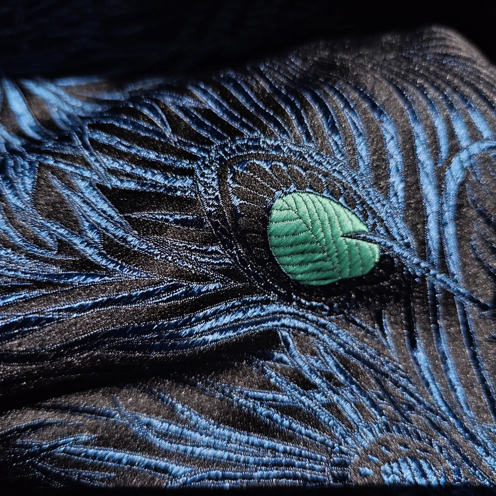 

Парча из павлиньих перьев 100 см * 75 см - пальто Qipao и ткань для аксессуаров для косплея