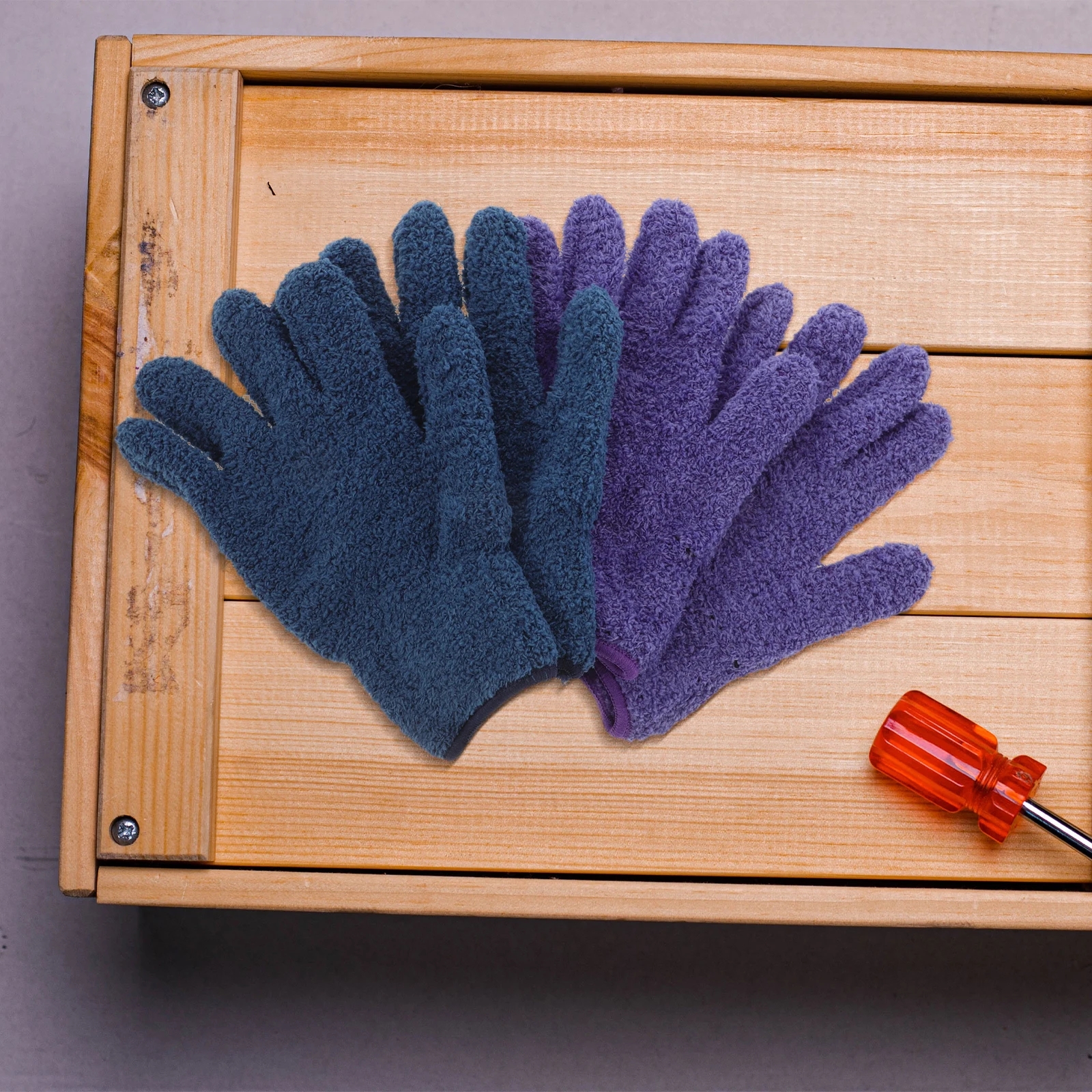 

4 Pcs Dusting Gloves Coral Fleece Soft Microfiber Washable Reusable Home Car Cleaning Tool House Cleaning Gloves Safe Surfaces