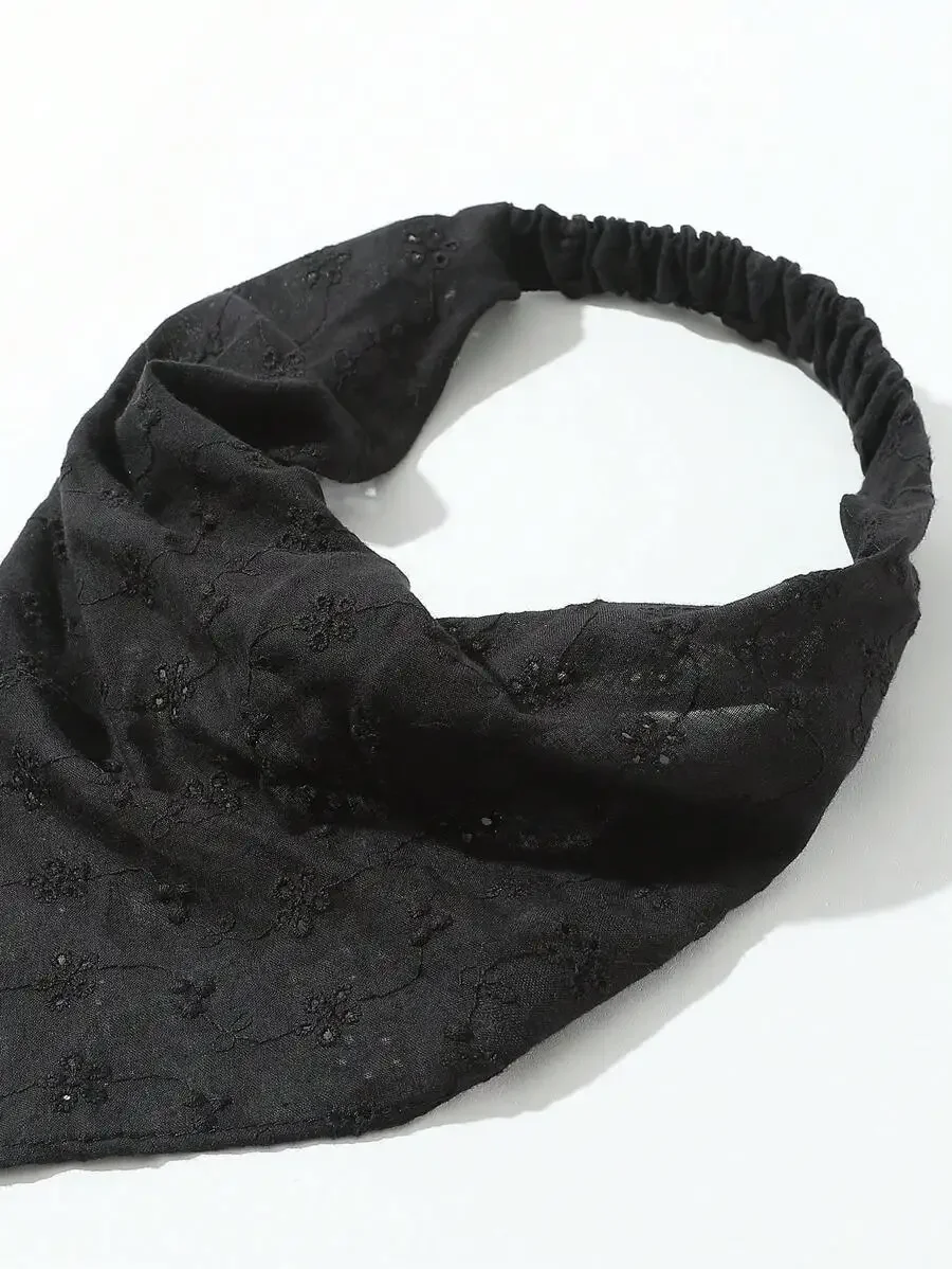 

Handmade Floral Embroidered Turban Headband With Rolled Edge For Women Daily Vacation Wear