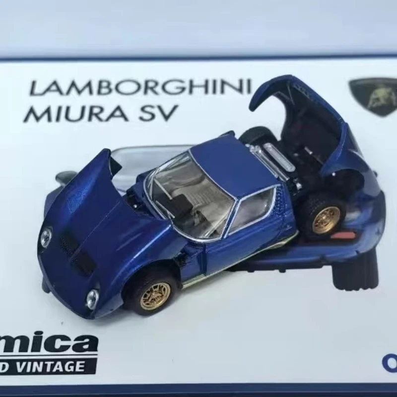 In stock 1:64 Miura SV blue and gold double-sided combination alloy replica vehicle model, boy toy gift, room collection statue