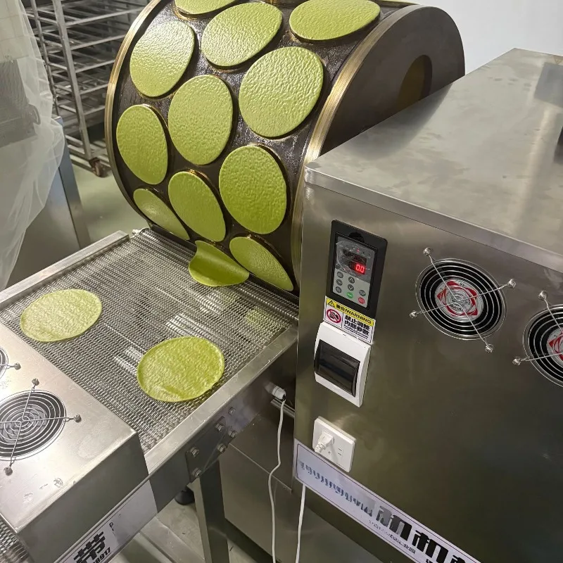 Commercial constant temperature egg skin machine, durian Melaleuca special egg skin machine