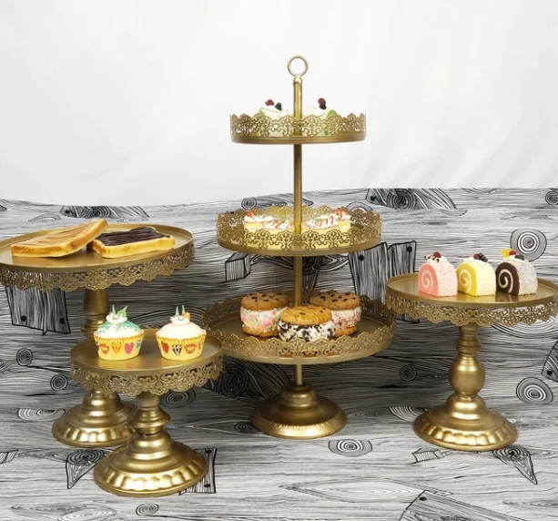 

Elegant Decoration 6pcs Cake Stand Set Cupcake Holder Fruits Cakes Desserts Candy Plate Gold Metal Dessert Table Display Set