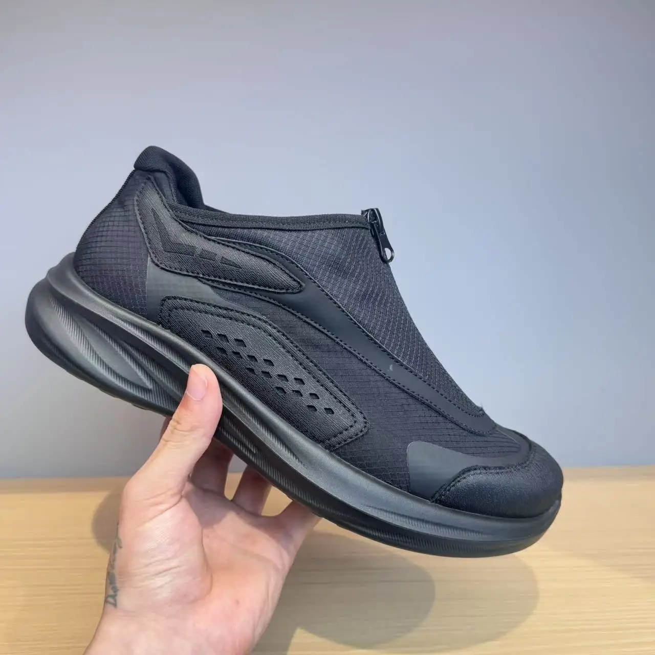 

New 2025 Bestselling Outdoor Hiking Shoes Outstanding Traction & Breathability Unisex Outdoor Hiking Shoes Excellent