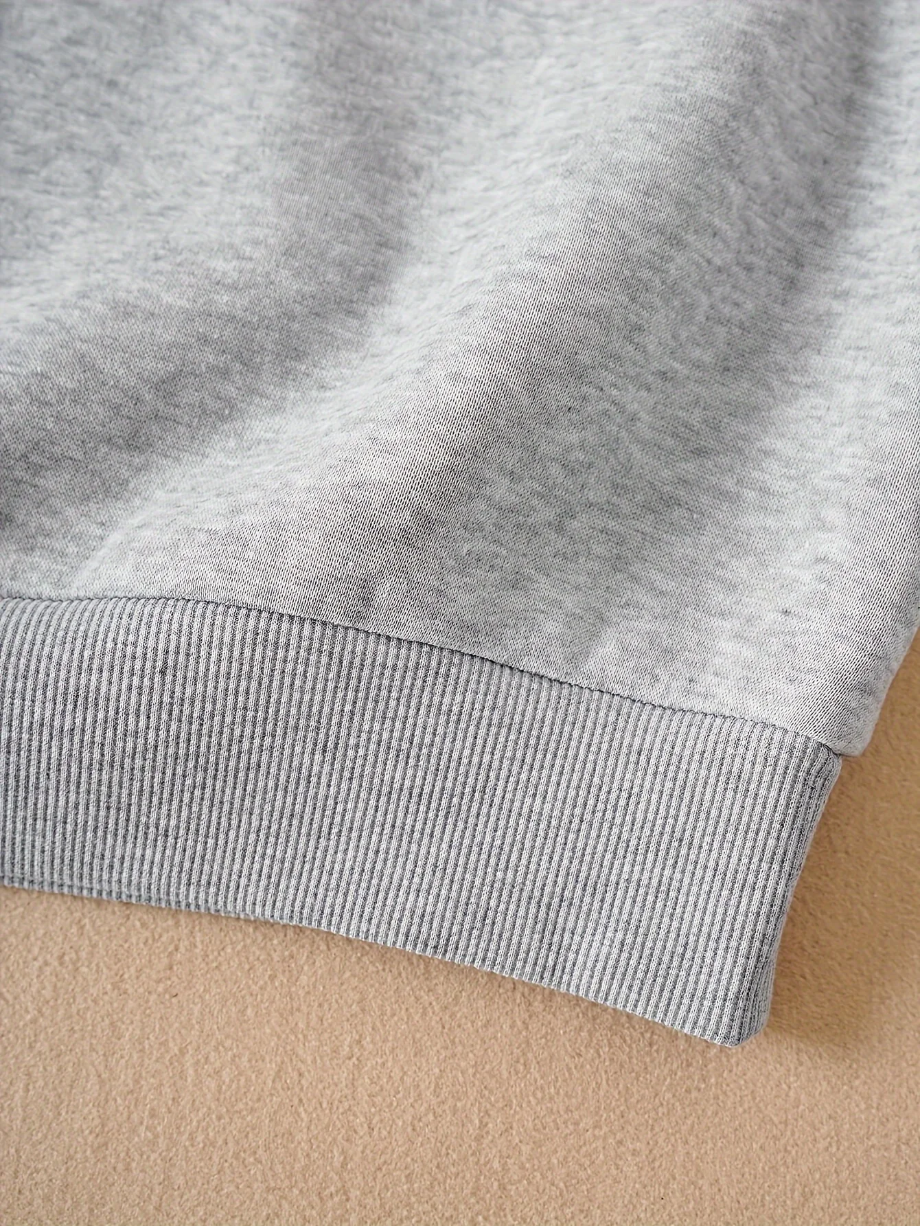 سويت شيرت نسائي كاجوال برقبة دائرية مع "WIFEY EST. طباعة حروف 2021 بوصة، بلوفر بأكمام طويلة لخريف وشتاء