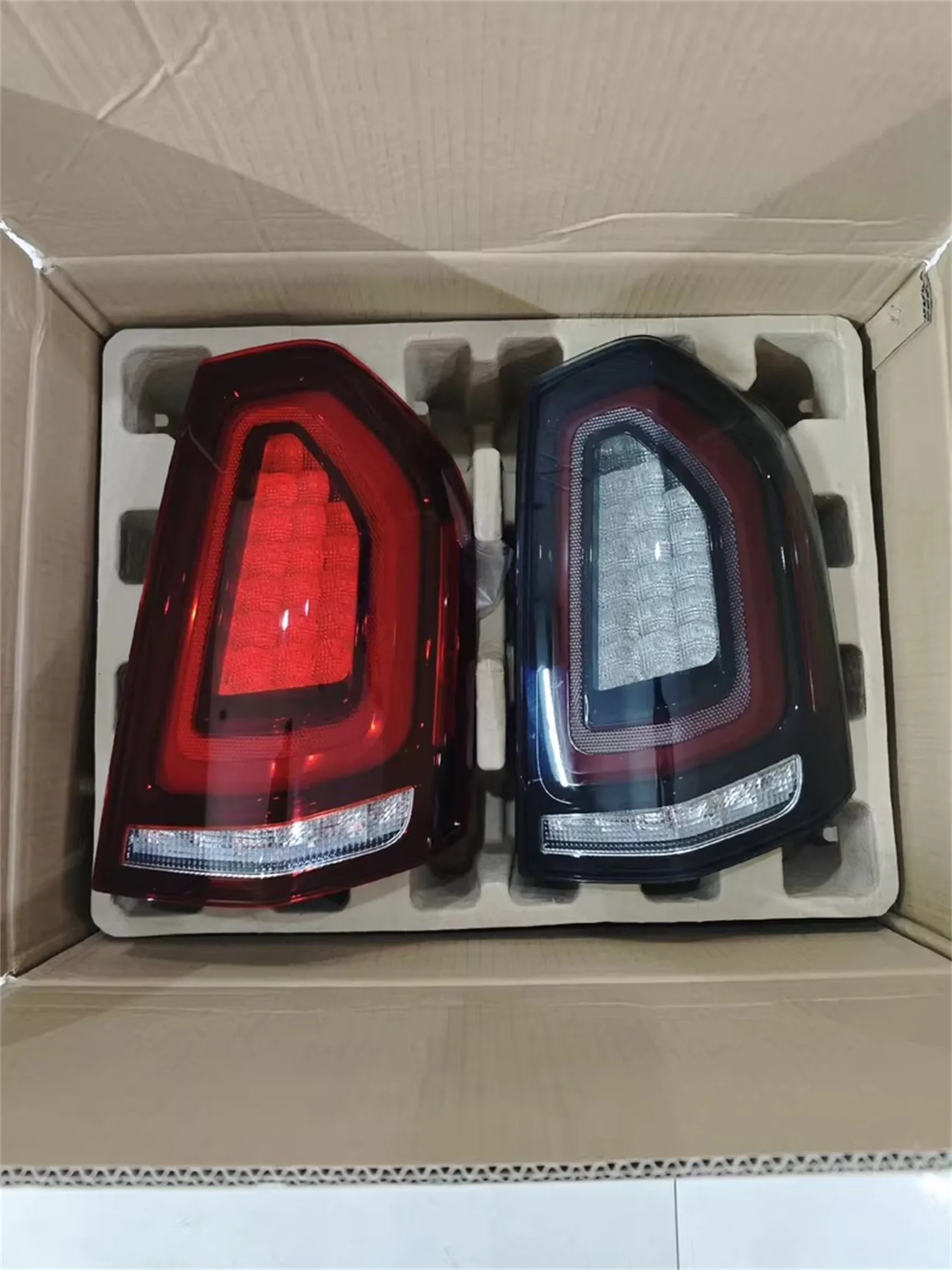 

Автомобильный светодиодный задний фонарь для Chrysler 300C 11-14, задний фонарь, стоп-сигнал, фонарь заднего хода, указатель поворота