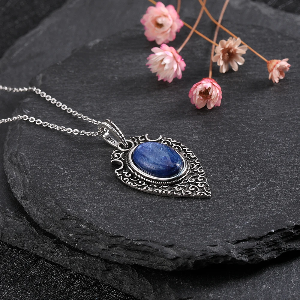 Retro Elegant Kyanite Necklace for Women Moonstone Labradorite Natural Gemstone Pendant Birthday Engagement Party Jewelry Gifts