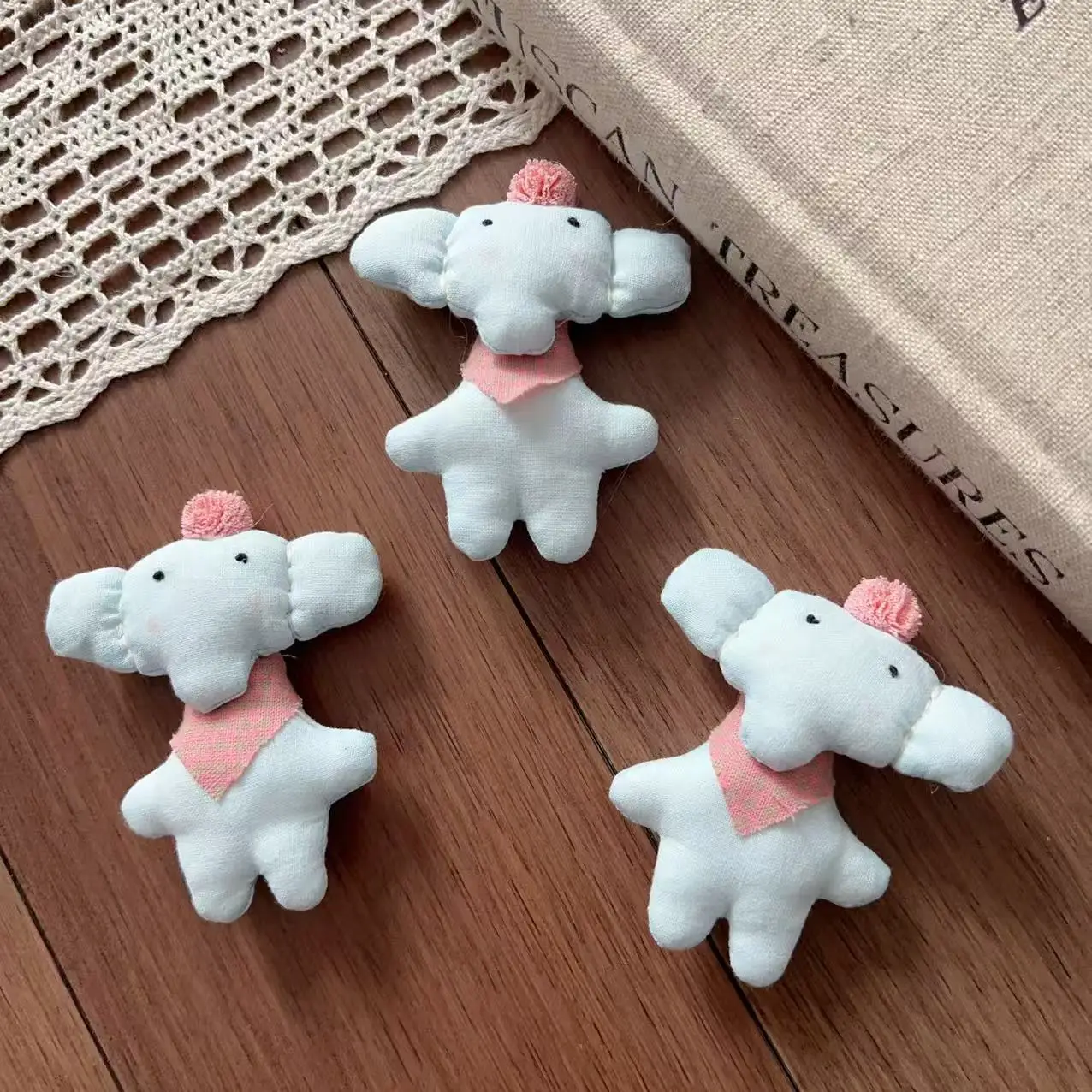 Handmade Stuffed Cotton Elephant Hair Accessory Brooch Pin for Shoes Socks Bag Necklace Hat Decoration High Quality