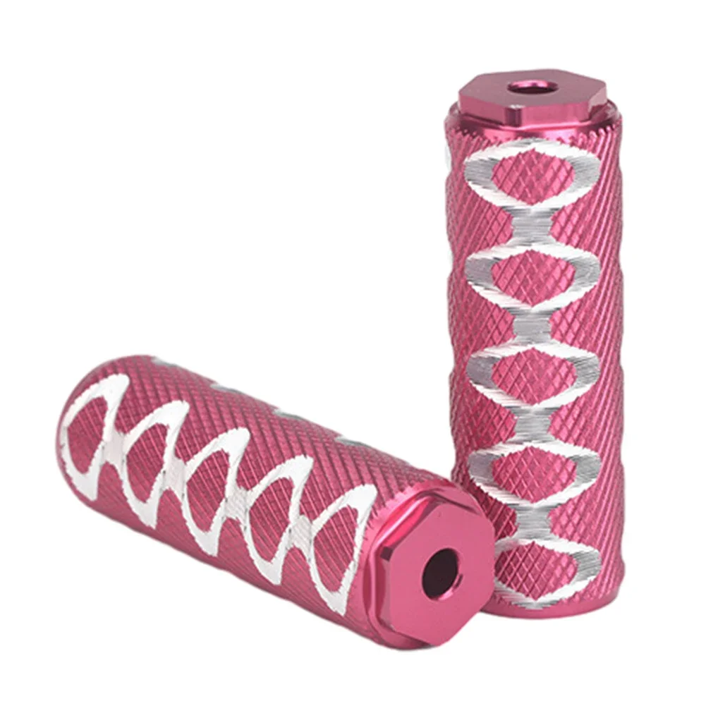 Sleek and Functional Aluminum Bike Foot Pegs Compatible with 5MM Rear Axles on Both Road and Mountain Bicycles