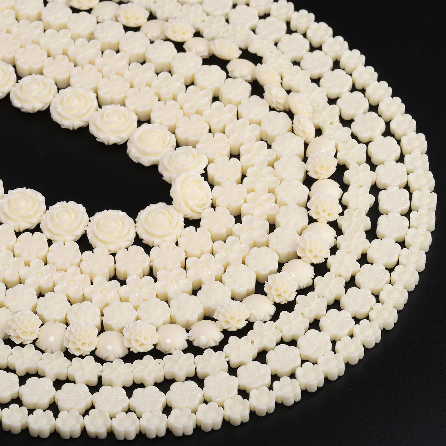 White Flower Shell Powder Beads Plum Rose Shape Charms Loose Spaced Beads for Handmade Jewelry Making DIY Bracelets Accessories