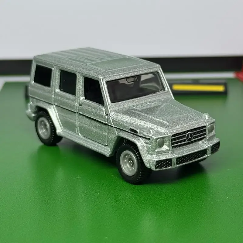 Takara Tomy Tomica No. 35 Mercedes-Benz G-Class (Box) Mini Car Toy Model Replica Series Children Christmas Gifts Boy Toys