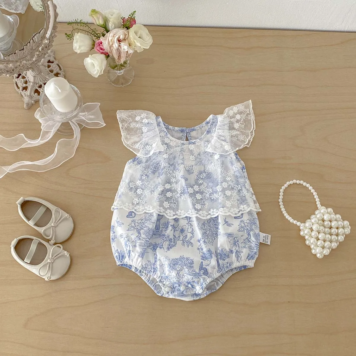 Mono de verano para bebé niña, dulce y lindo, con estampado floral y mangas voladoras, mono de malla con costuras florales a la moda para bebé niña, muy lindo
