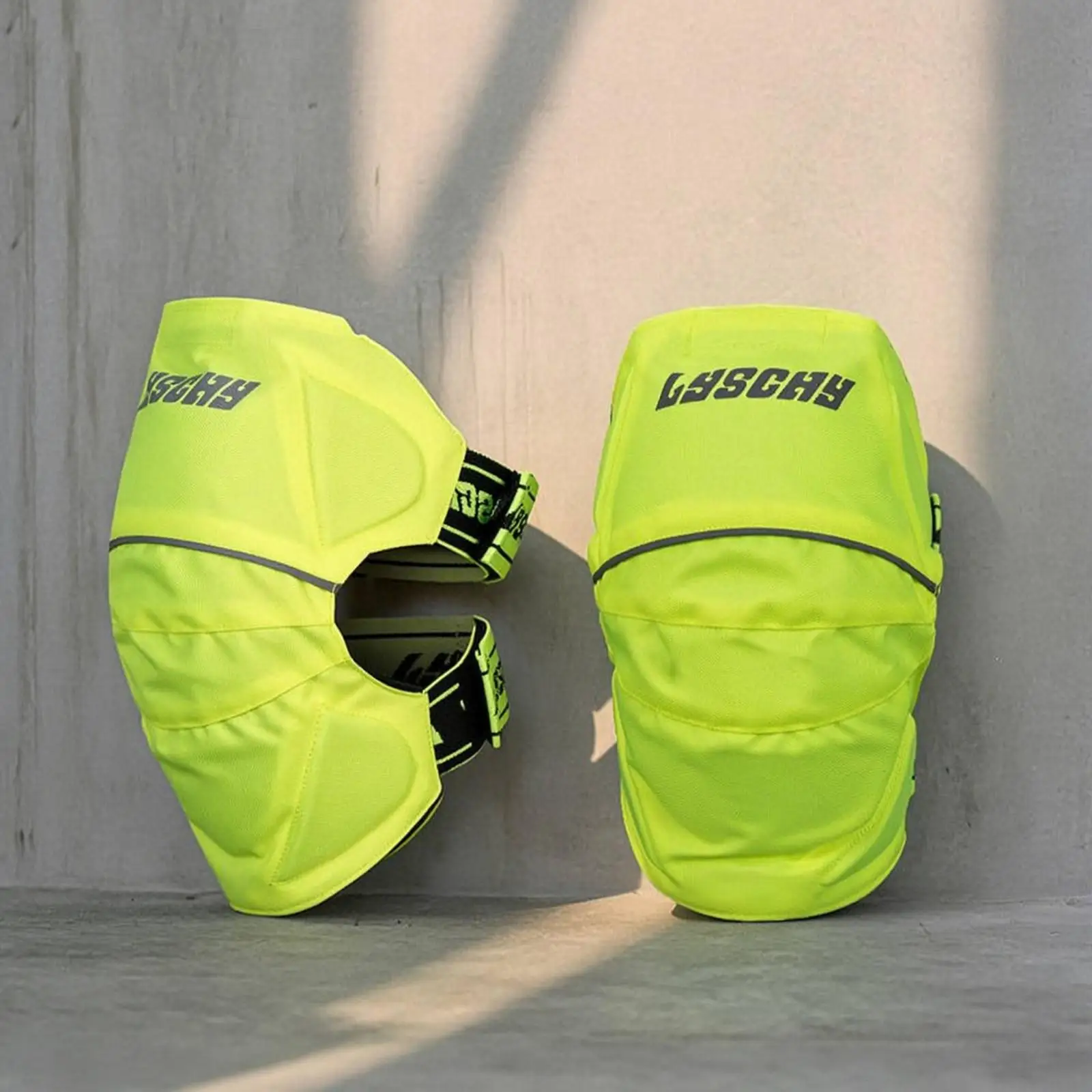 Motorcycle Knee Guards Protective Pads for Motorbike Riding with Adjustable Straps Ergonomic Design Reflective Trim for Safety