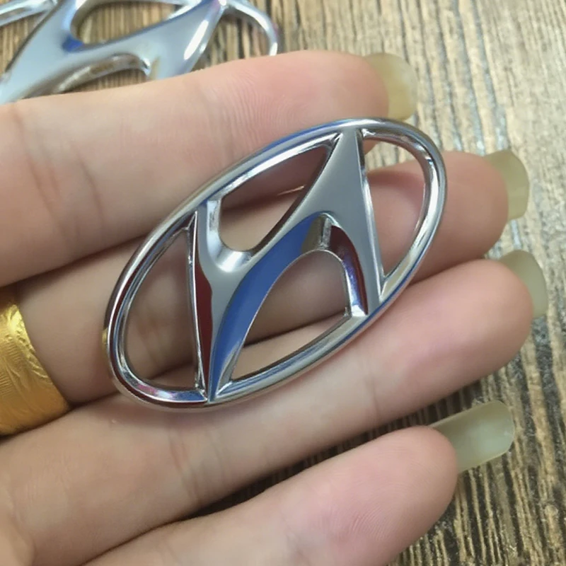

For Hyundai Mistra Lafesta Elantra Accent IX35 I20 I30 Sonata Veloster Tucson ABS Car Steering Wheel Logo Emblem Sticker Decals