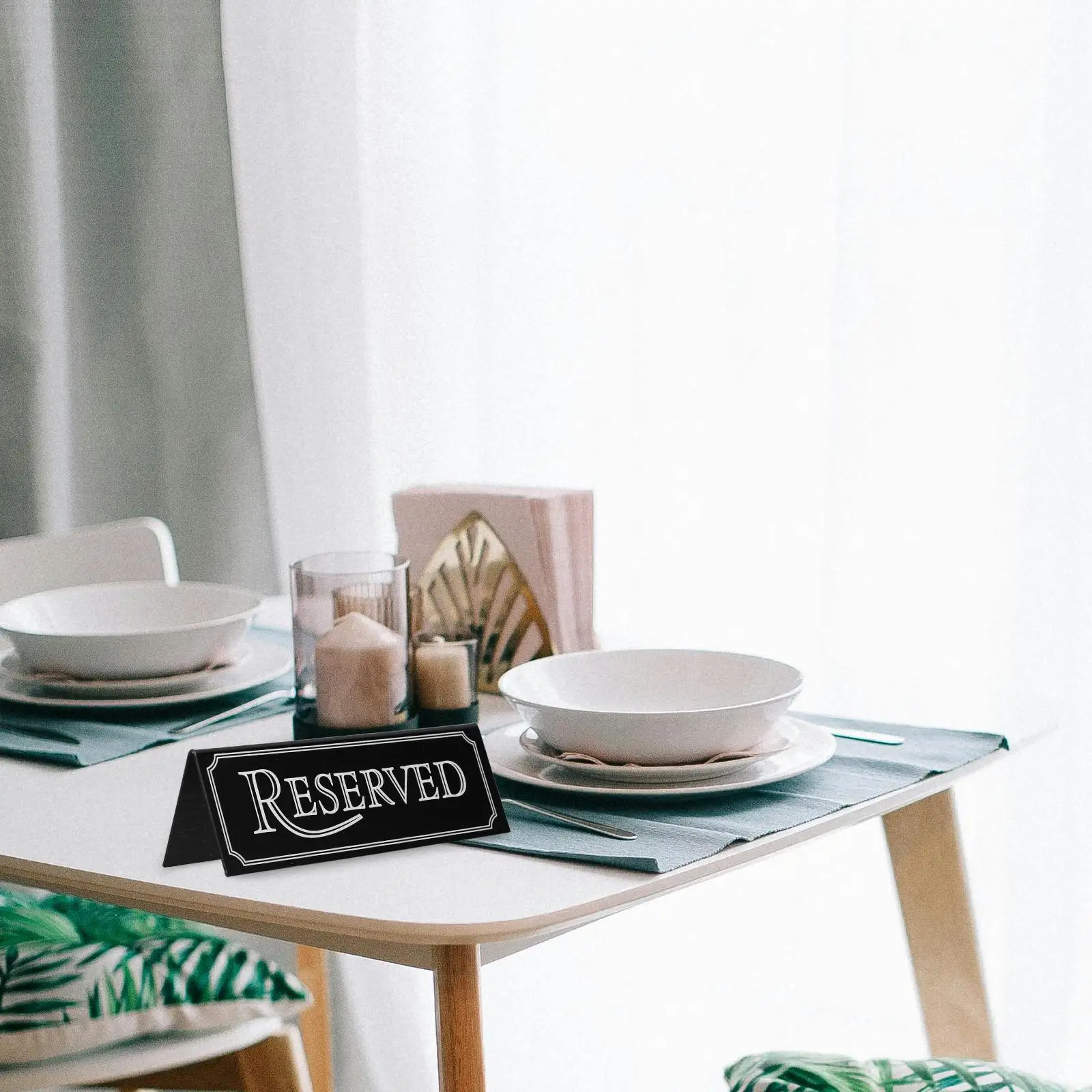 

Acrylic Reserved Signboard Black Frame Chair Signs for Wedding Reception Restaurant Table Name Line Display Tags Storage