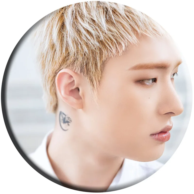KPOP Badge ATEEZ THE WORLD EP2 OUTLAW Photo Round Brooch Pins Mirror Keychain Backpack Pendant Decoration SeongHwa San Fans Gift