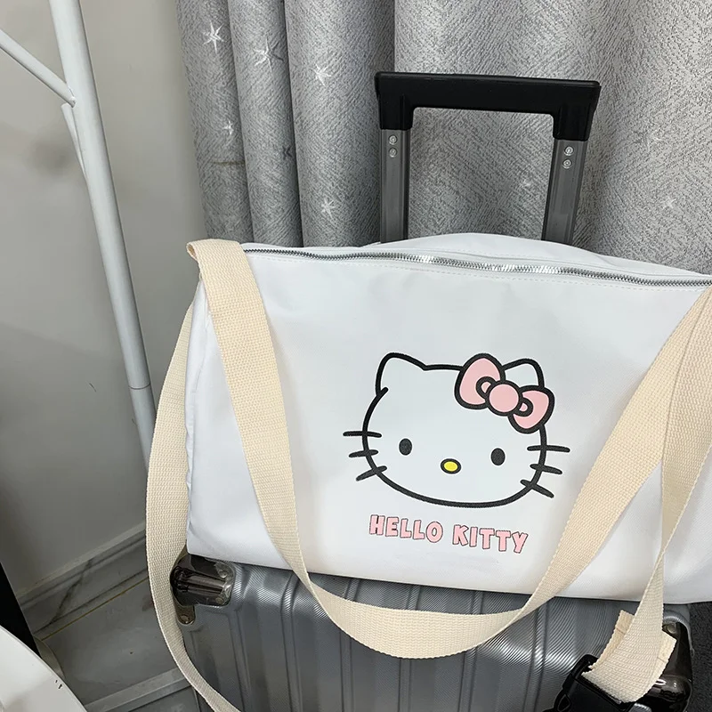 Sanrio Hello Kitty New Cartoon Lightweight Large Capacity Fresh Bag Women's Cute Pacha Dog Waterproof Travel Fitness Bag